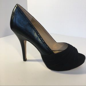 NEW Thalia Sodi Faux Reptile & Suede Heels